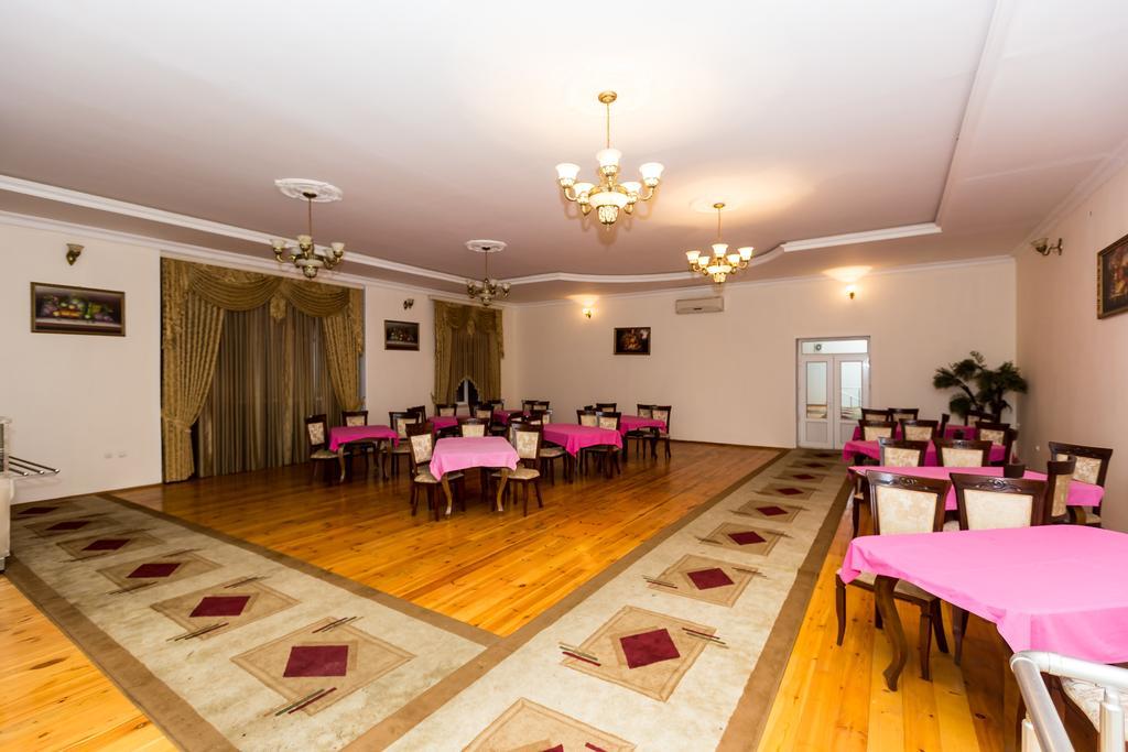 Araz Hotel Баку Экстерьер фото